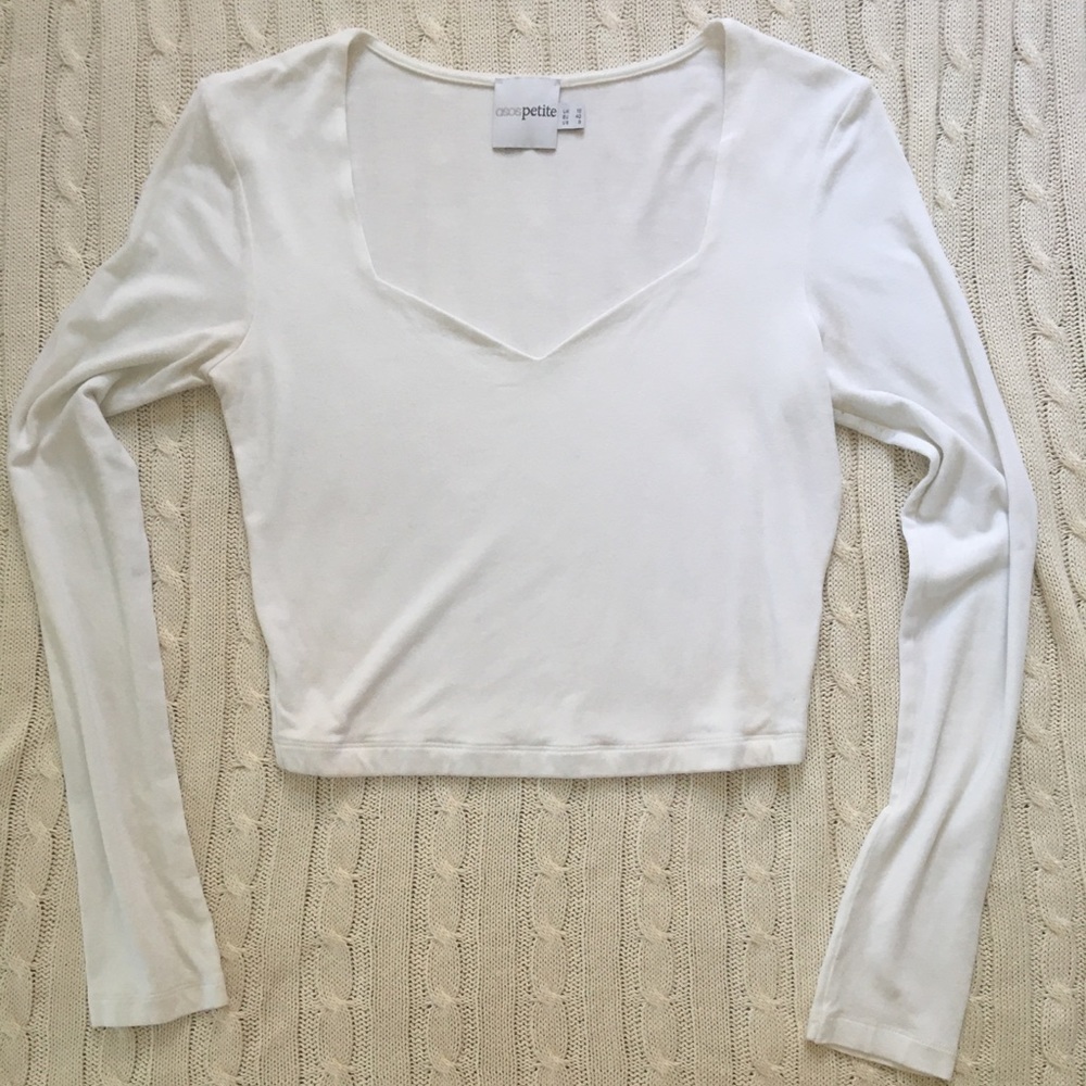 Sweetheart neckline crop top